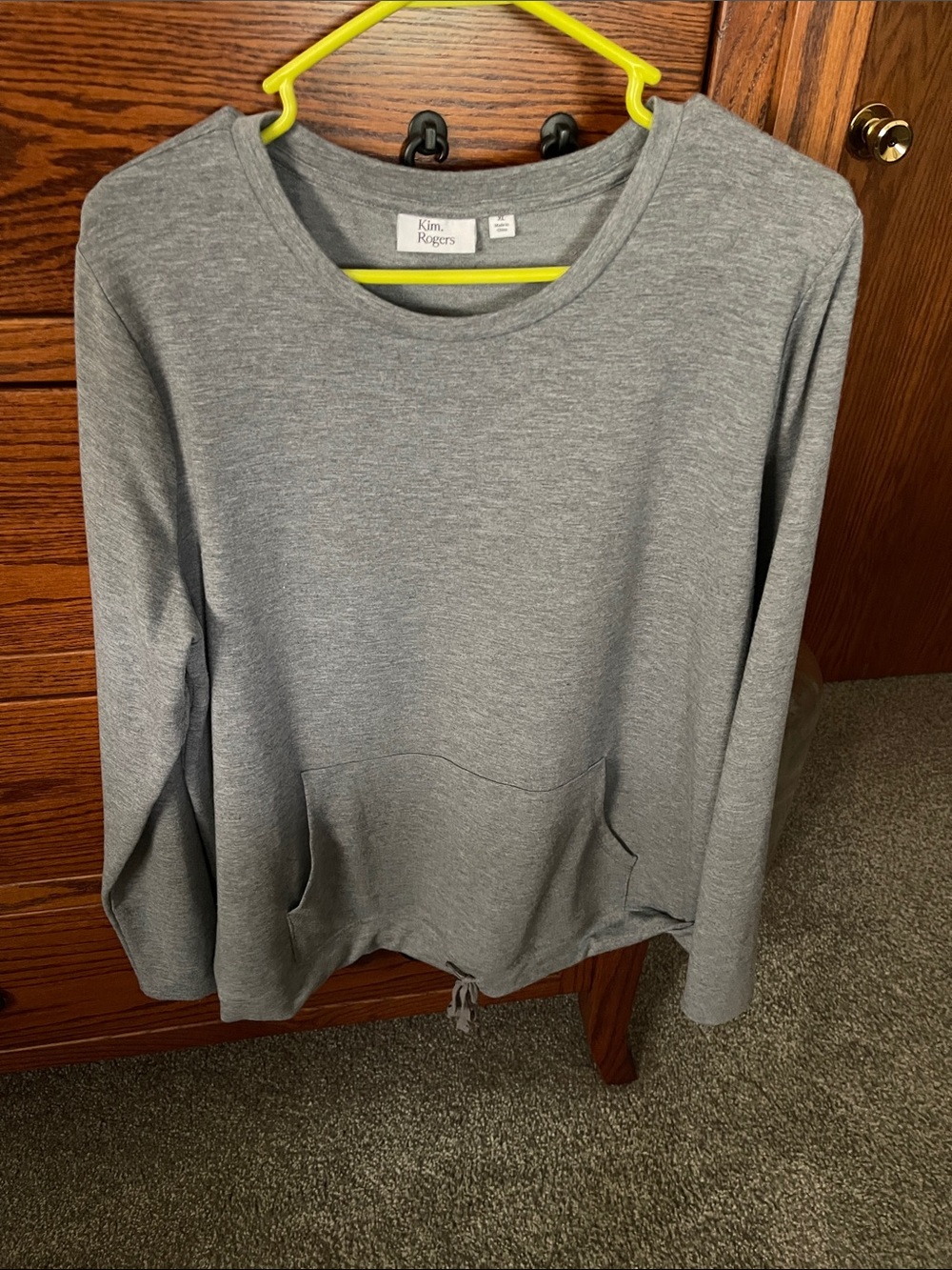 Kim Rogers long Sleeve Crew Neck T-Shirt — Gray Heather
